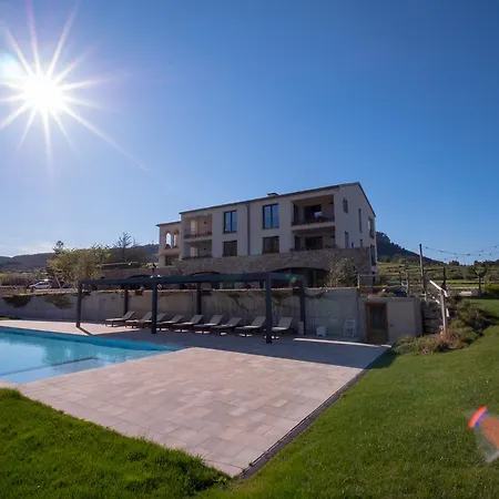 Apartahotel Alemany 3*